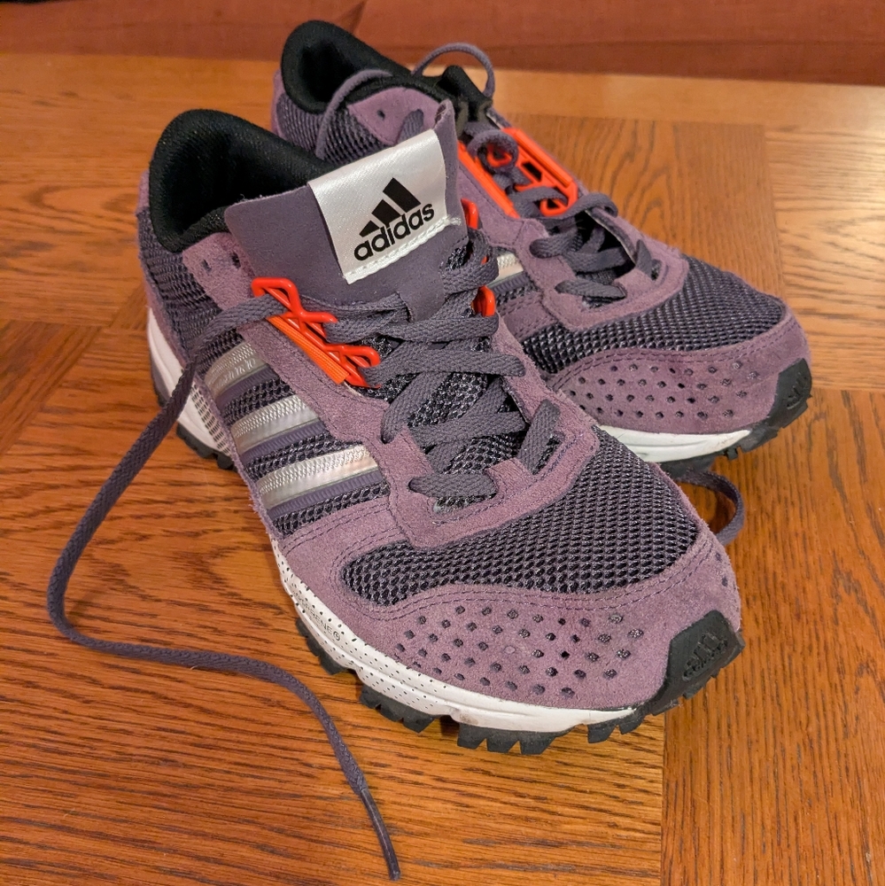 Adidas Aktiv Sneakers, Womens 7